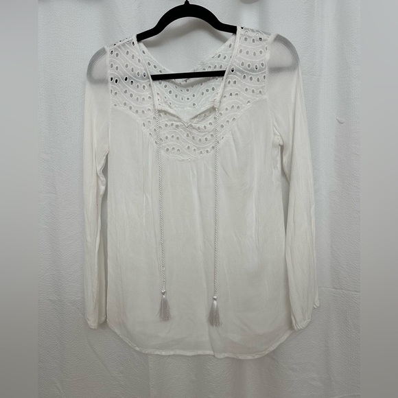 Women’s size 8 long sleeved boho top with gathers long sleeves white - Picture 1 of 8
